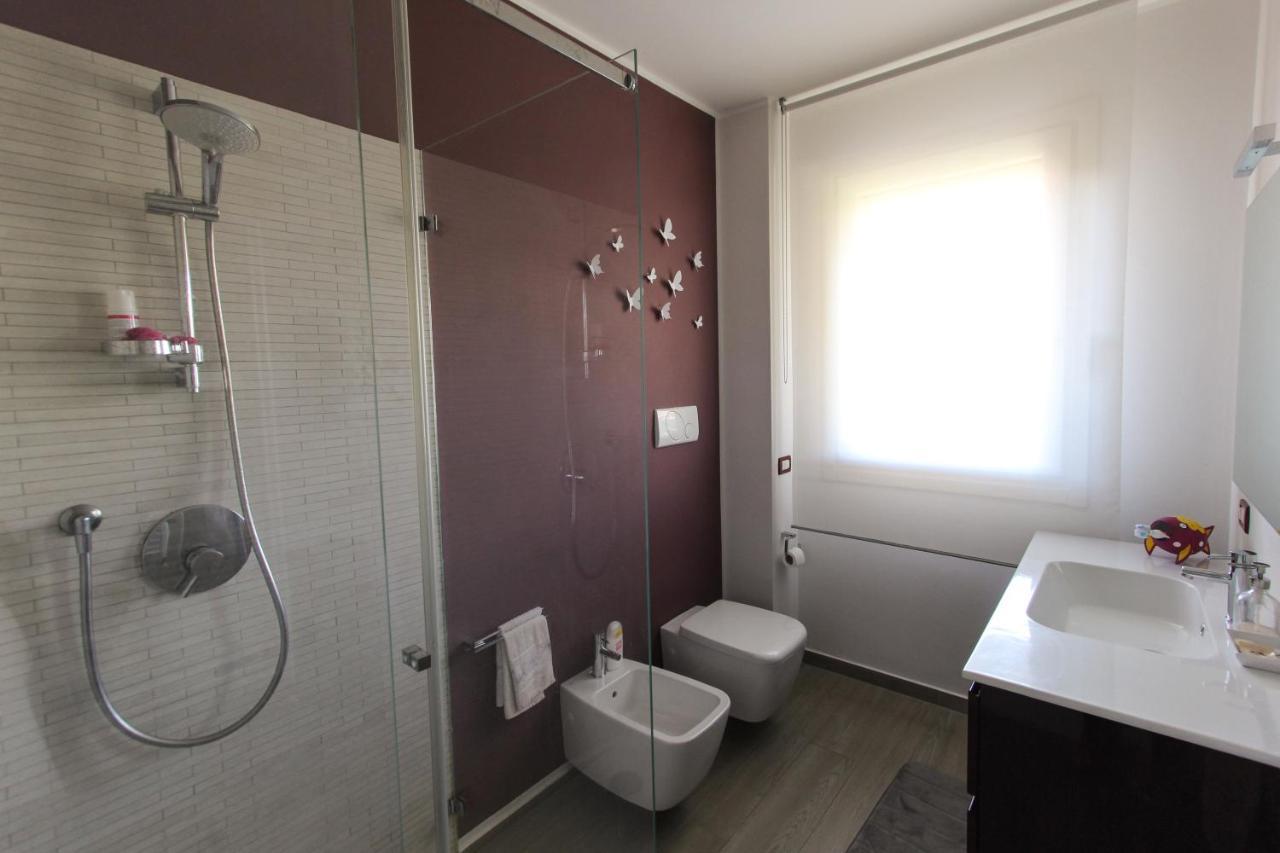 La Casa Di Cele Apartment Desenzano del Garda Luaran gambar