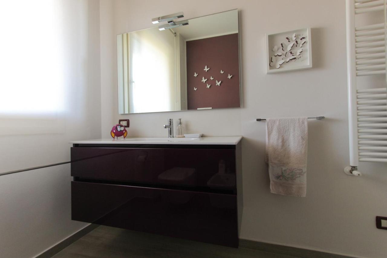 La Casa Di Cele Apartment Desenzano del Garda Luaran gambar